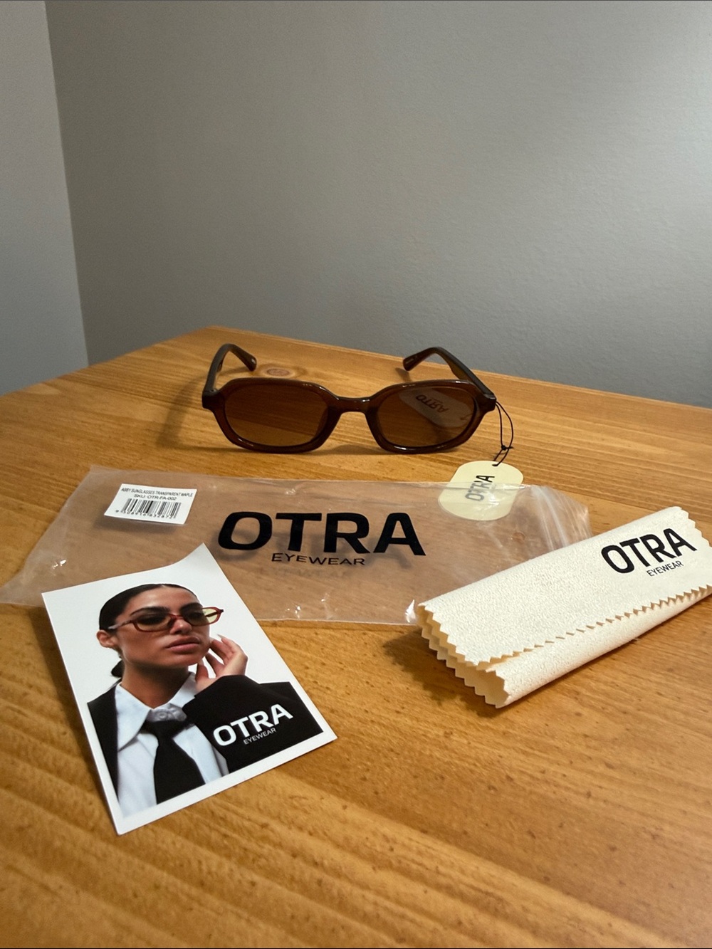 OTRA Women’s Abby Sunglasses in Maple